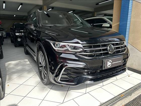 VOLKSWAGEN TIGUAN 2.0 300 TSI GASOLINA ALLSPACE R-LINE AUTOMÁTICO VOLKSWAGEN TIGUAN 2.0 300 TSI GASOLINA ALLSPACE R-LINE AUTOMÁTICO
